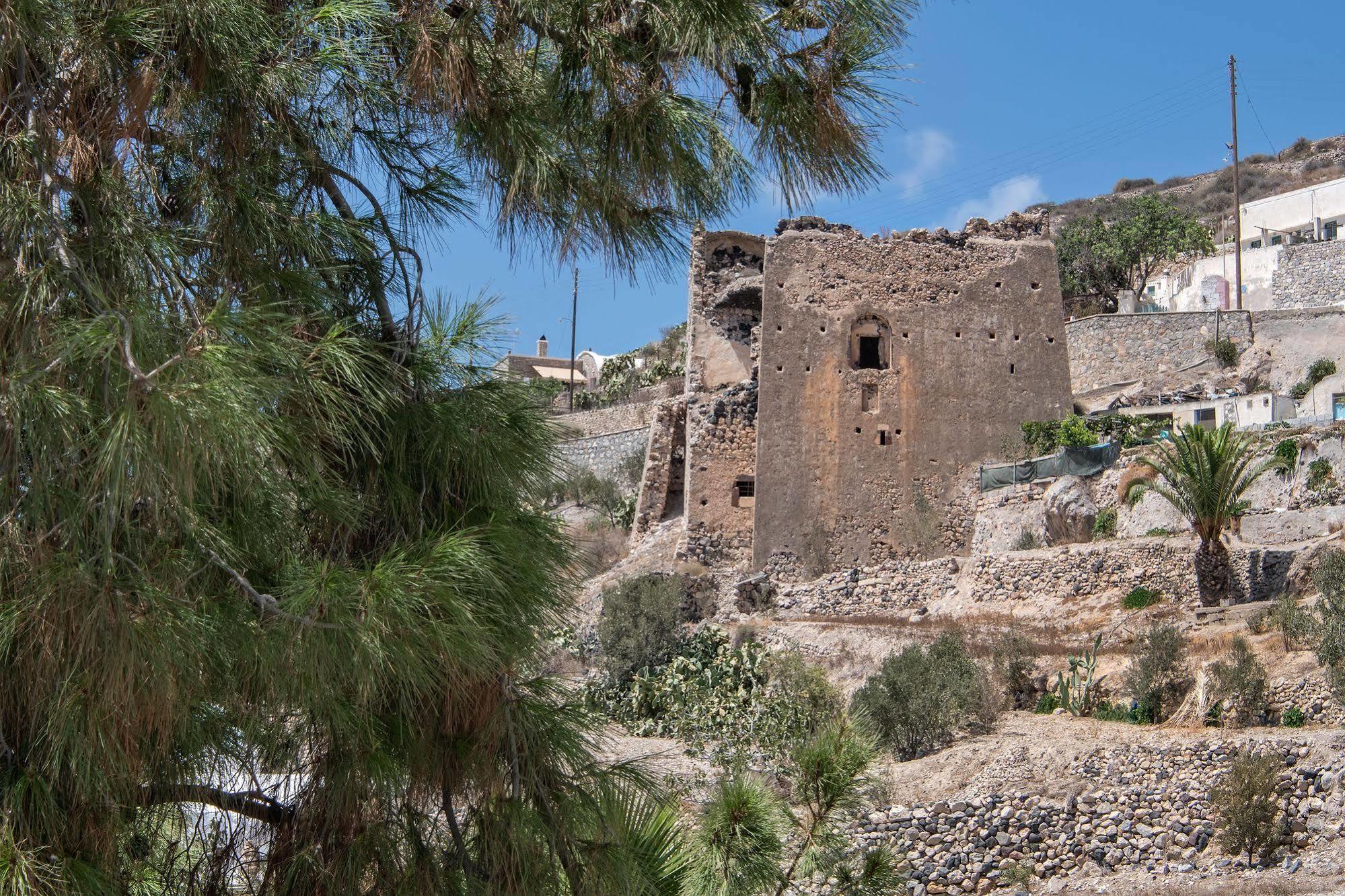 Kokos Traditional Houses Emporio  Екстериор снимка